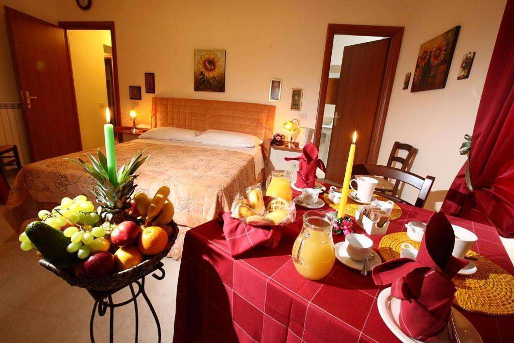 로마 베드 블랙퍼스트 앤 카푸치노 B&B 객실 사진